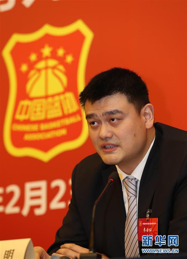 现了他积极
