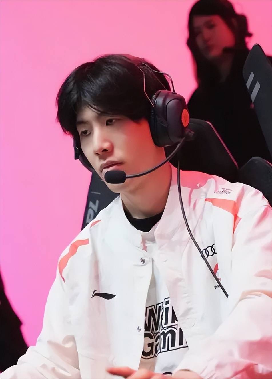 合他以进攻 合他以进攻