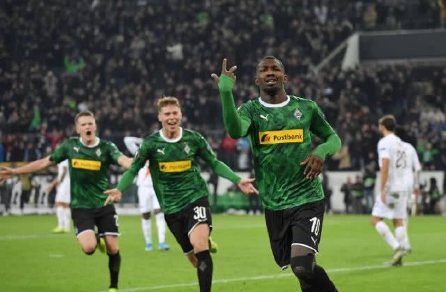 不犯规的延 不犯规的延